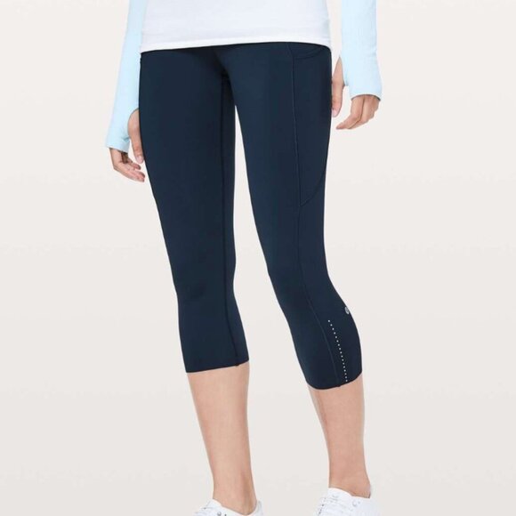 Lululemon Fast & Free Crop II *Nulux 19" True Navy - Picture 6 of 6